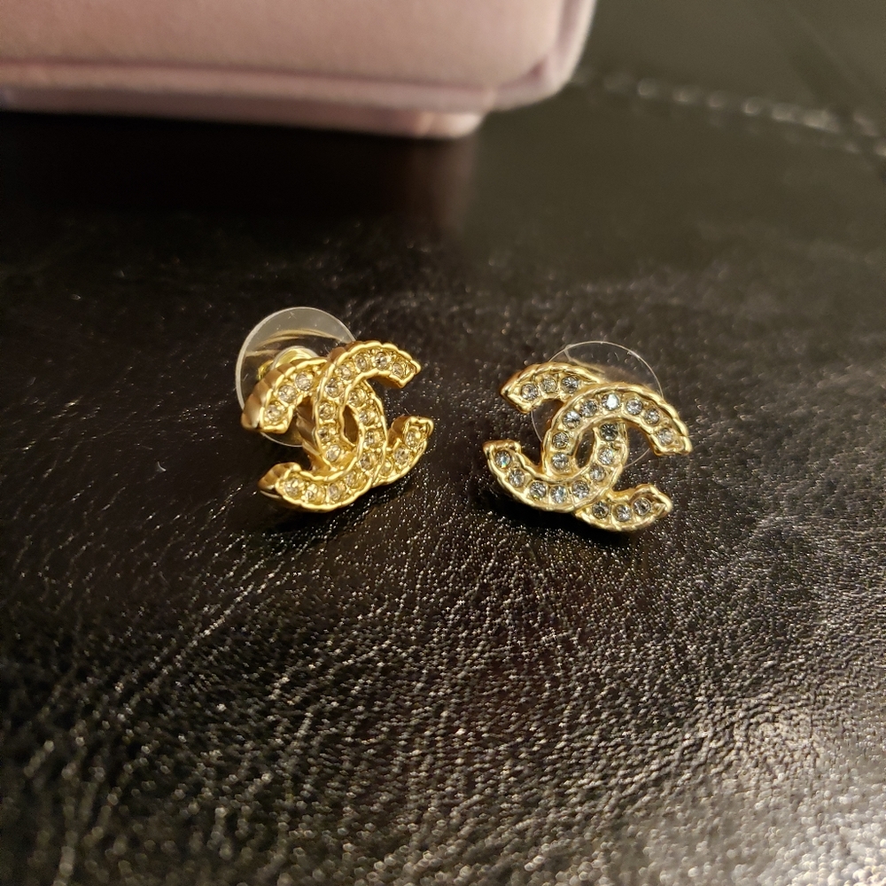Vintage Coco Chanel gold ridged crystal earrings